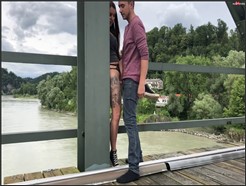 Gymbunny – Vor lauter Geilheit spontan auf der Brücke gefickt