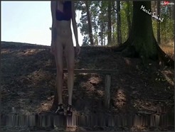 Marie-Saint – Waldpiss einfach mal laufen lassen den Natursekt