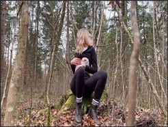 Arabella-Spitz – Wurde ich gesehen – MUTPROBE – Im Wald meine Pussy präsentiert