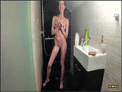Layla_von_Hohensee – Bin ich so Hemmungslos – Was würdest du mit meiner Fotze tun